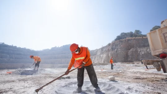 สิทธิประโยชน์ทางภาษีและข้อลดหย่อนจากการนำเข้าแรงงานต่างด้าว MOU อย่างถูกกฎหมาย